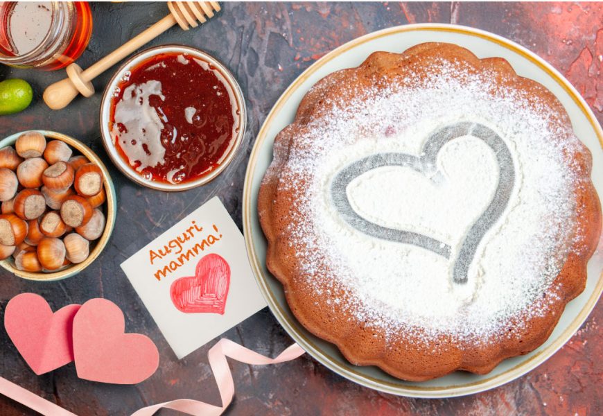 Torta di nocciole e marmellata di lamponi