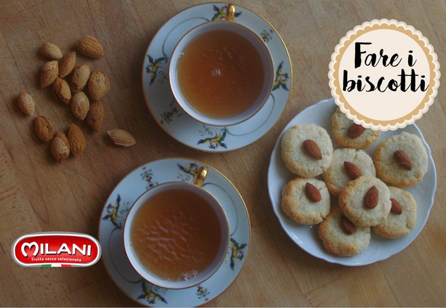 Biscotti con farina di mandorle e cocco, senza lievito