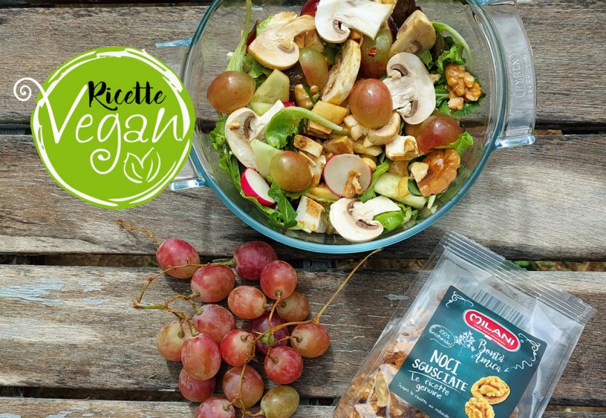 Idee vegan: insalata funghi, noci e uva